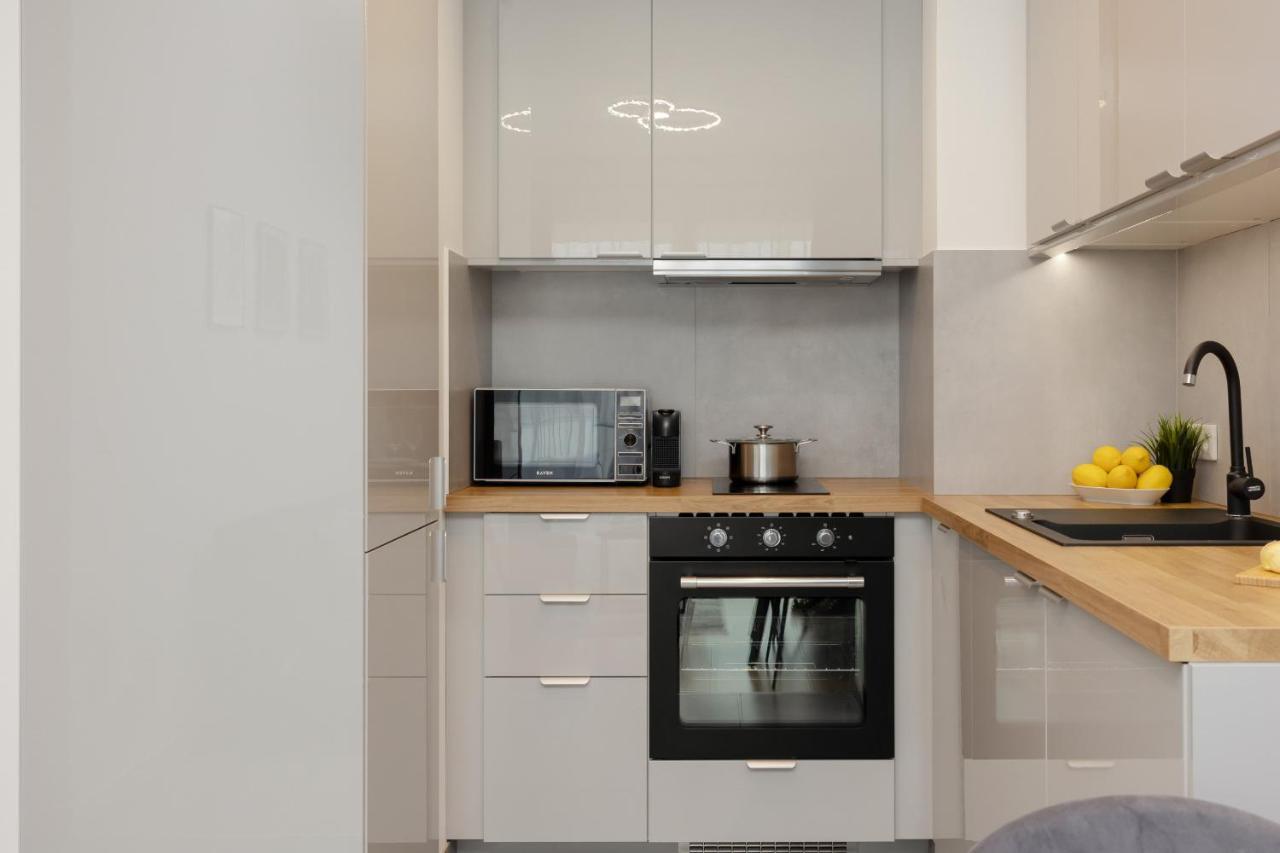 Cozy Apartments With Parking In The 19Th District By Noclegi Renters Warsaw Luaran gambar
