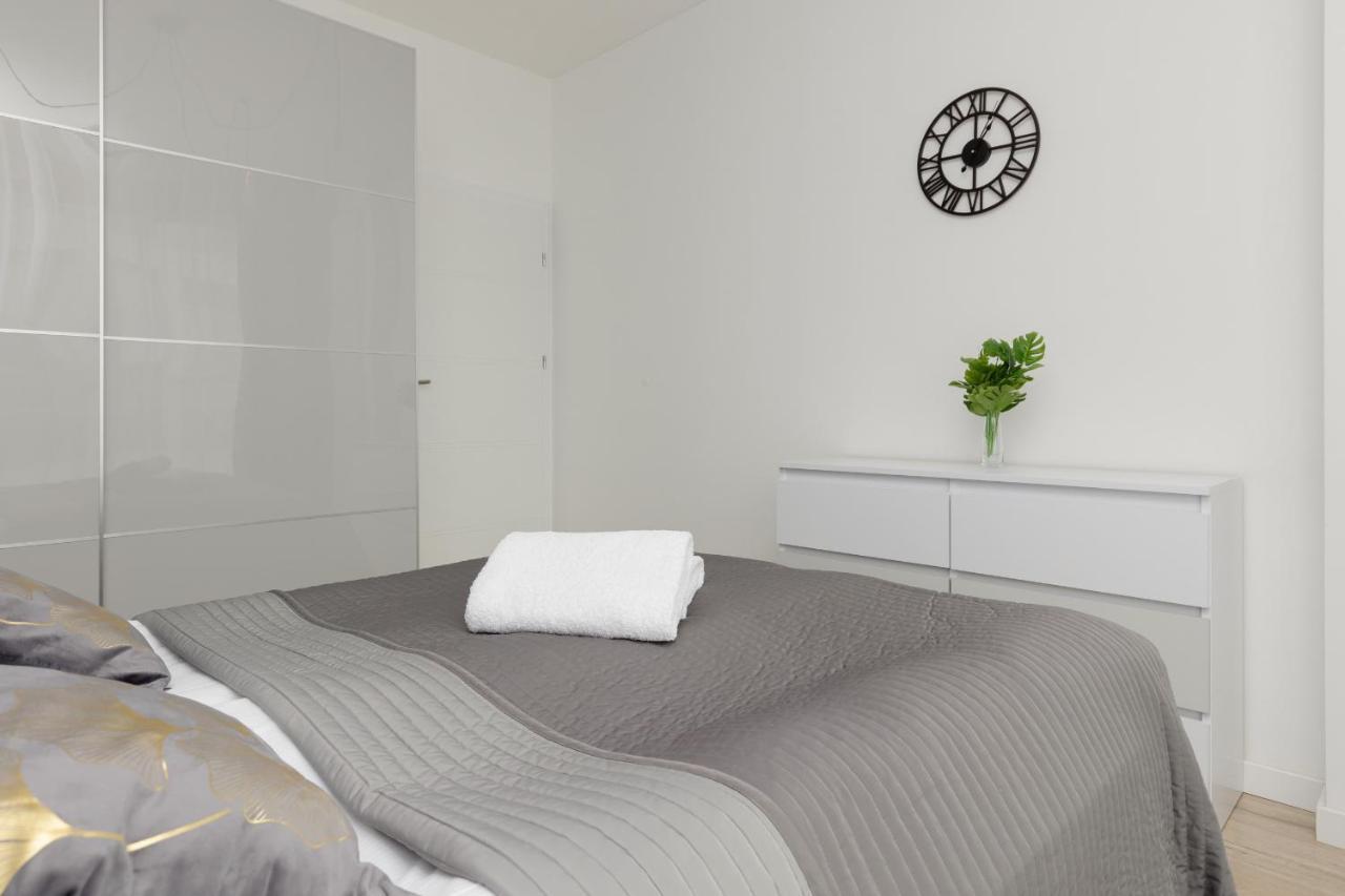 Cozy Apartments With Parking In The 19Th District By Noclegi Renters Warsaw Luaran gambar